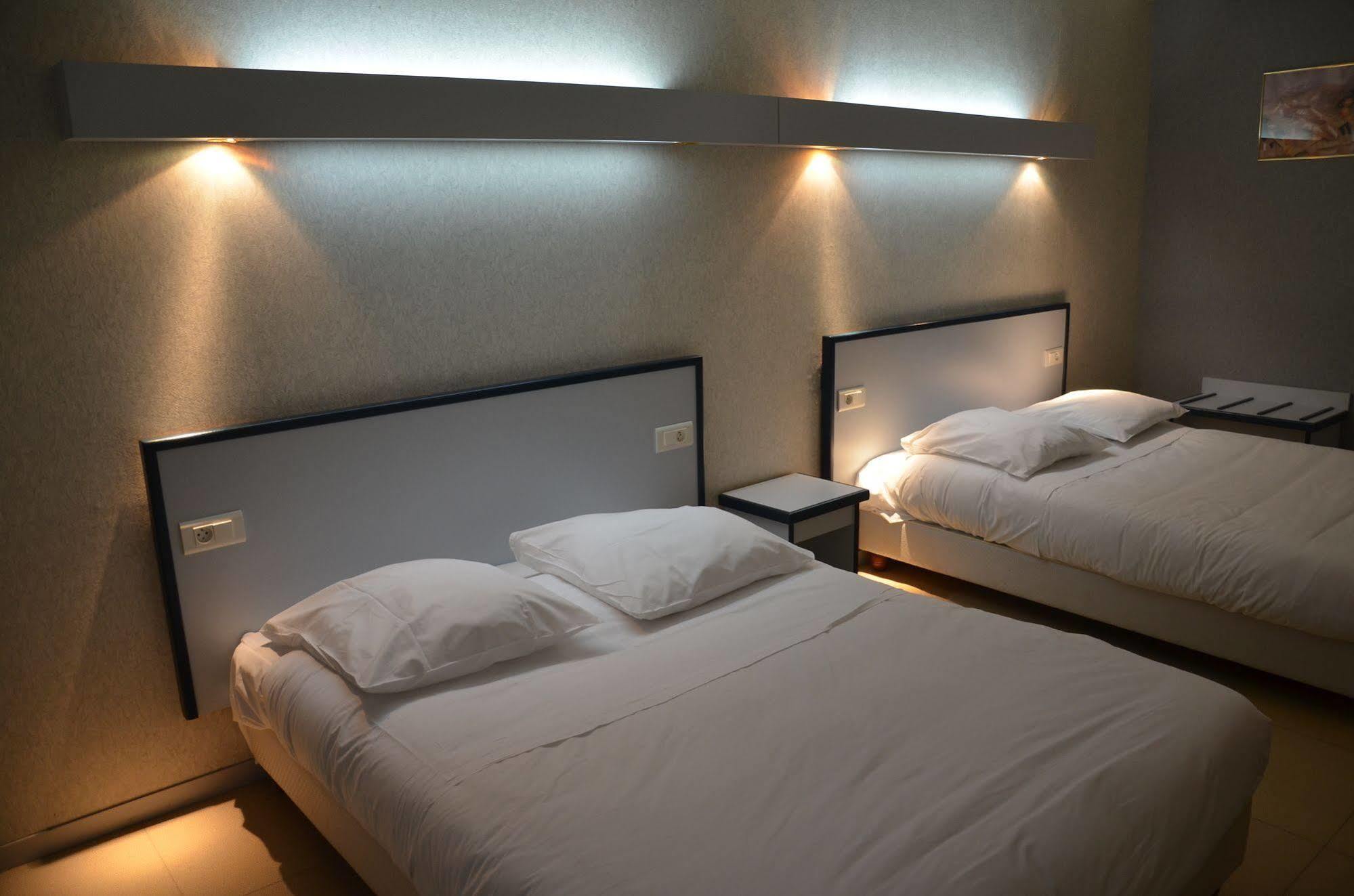 Hotel Du Jura ルーアン エクステリア 写真