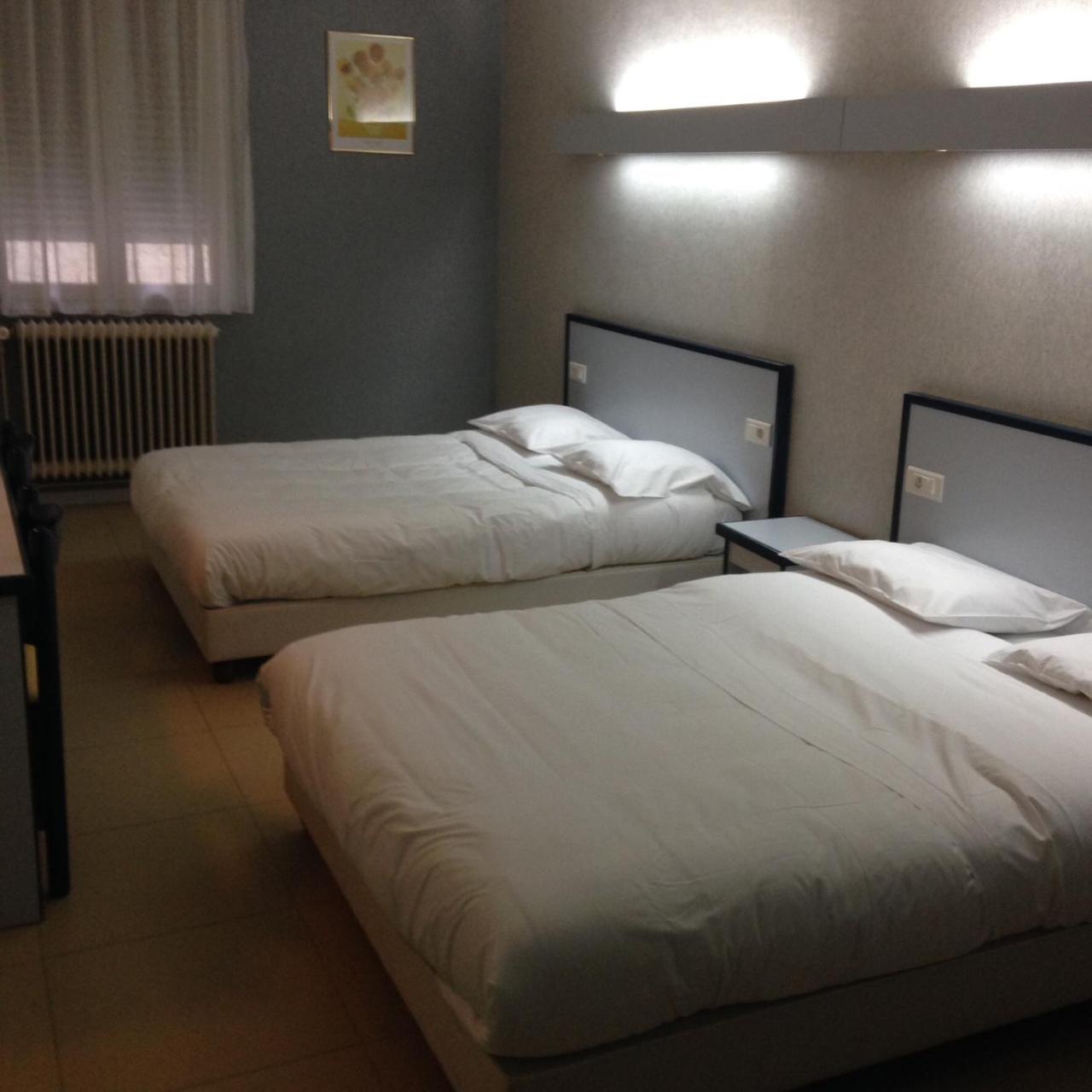 Hotel Du Jura ルーアン エクステリア 写真